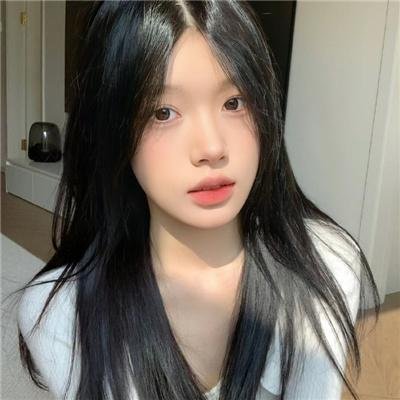 龙仁盛夏 海报
